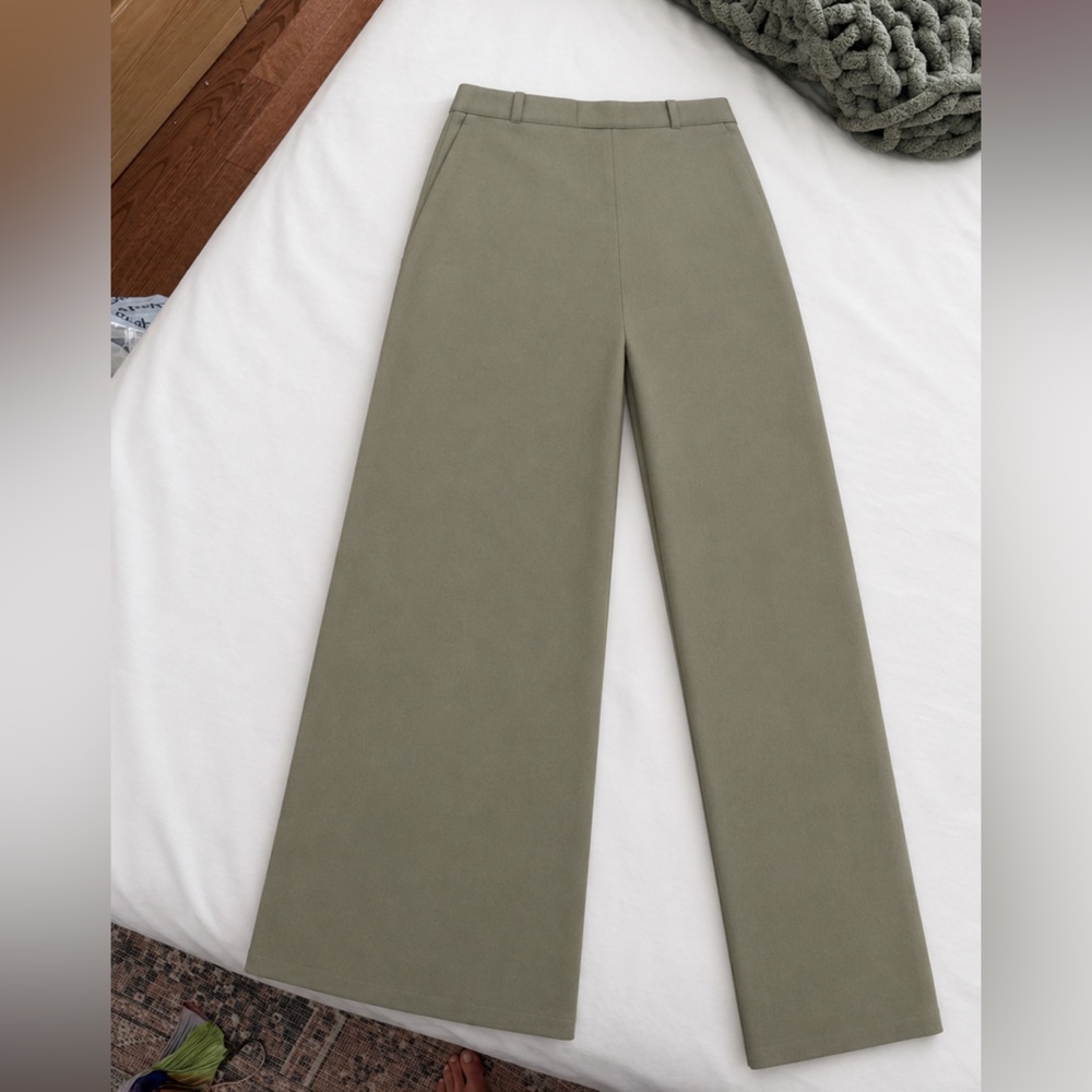 Zara Wide-Leg Chinos in Olive
